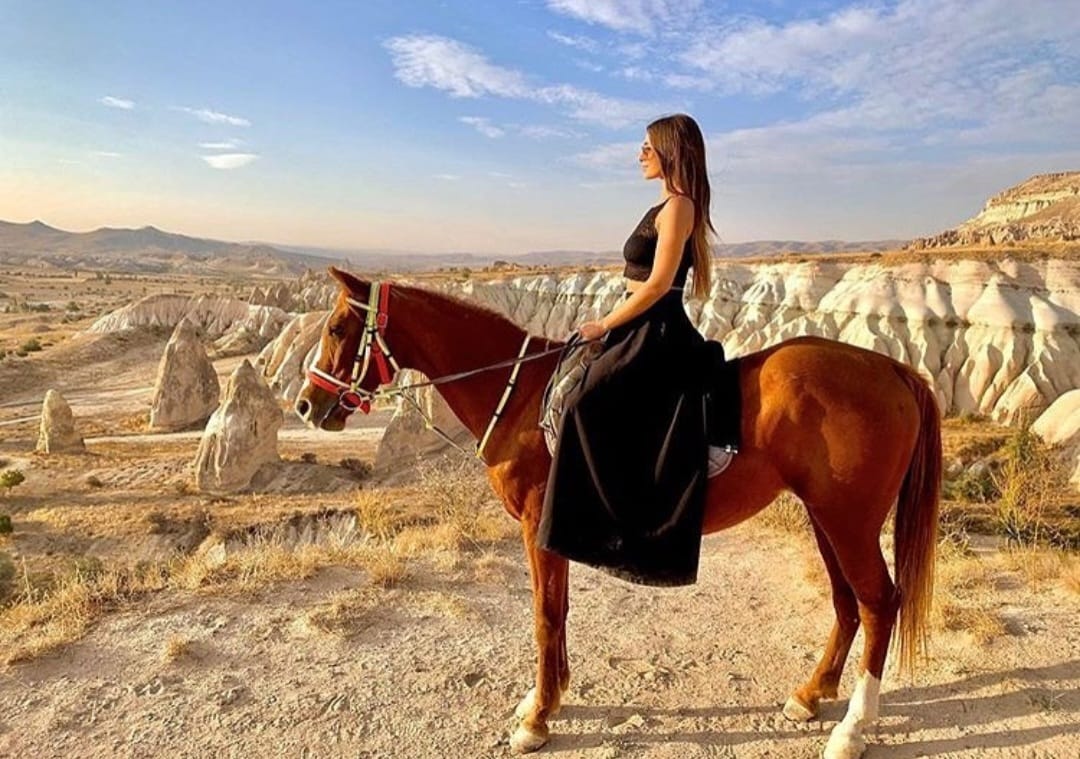 Horseback Riding Sunset Tour in Cappadocia